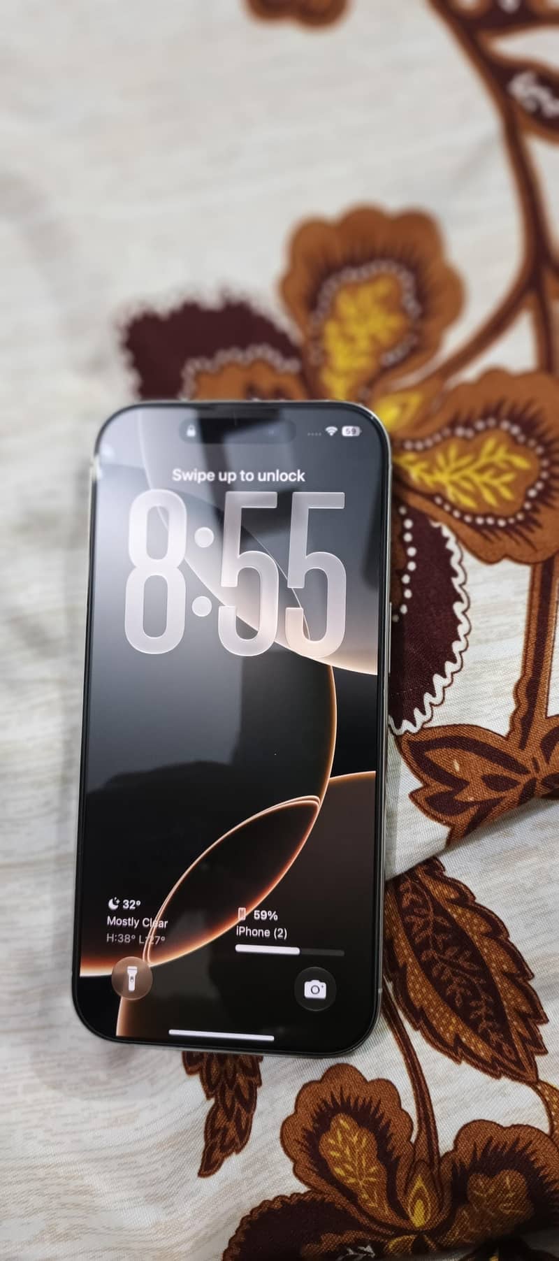 iPhone 16 Pro 1