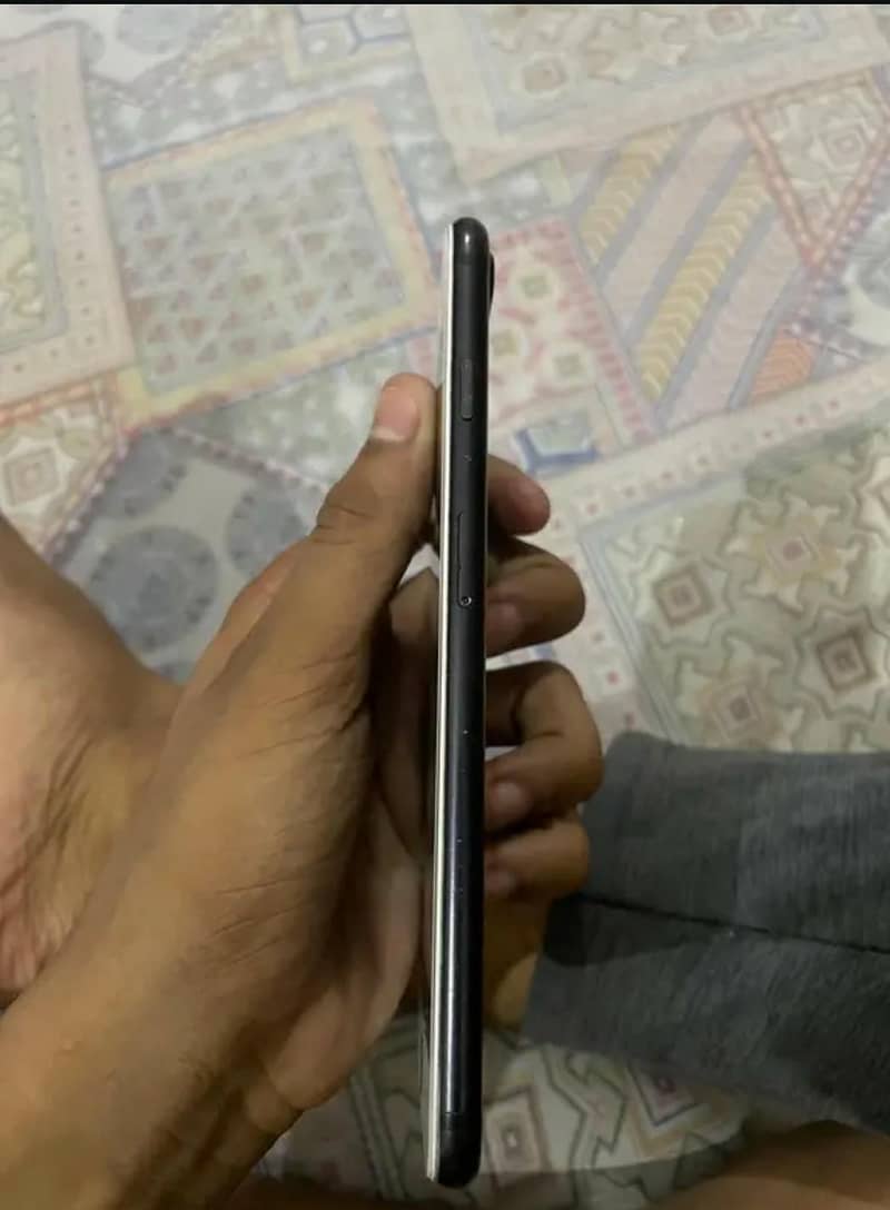 Apple iPhone 7 Plus 3