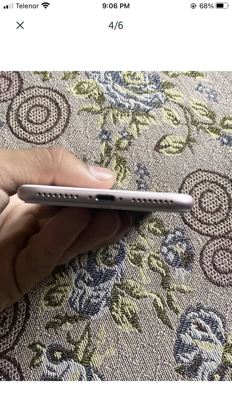 Apple iPhone 7 Plus 5
