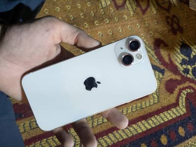 Apple iPhone 13