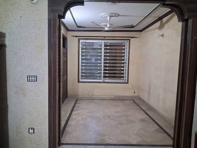 5Marla first flour with gas for rent Ghauri town pahse 4a