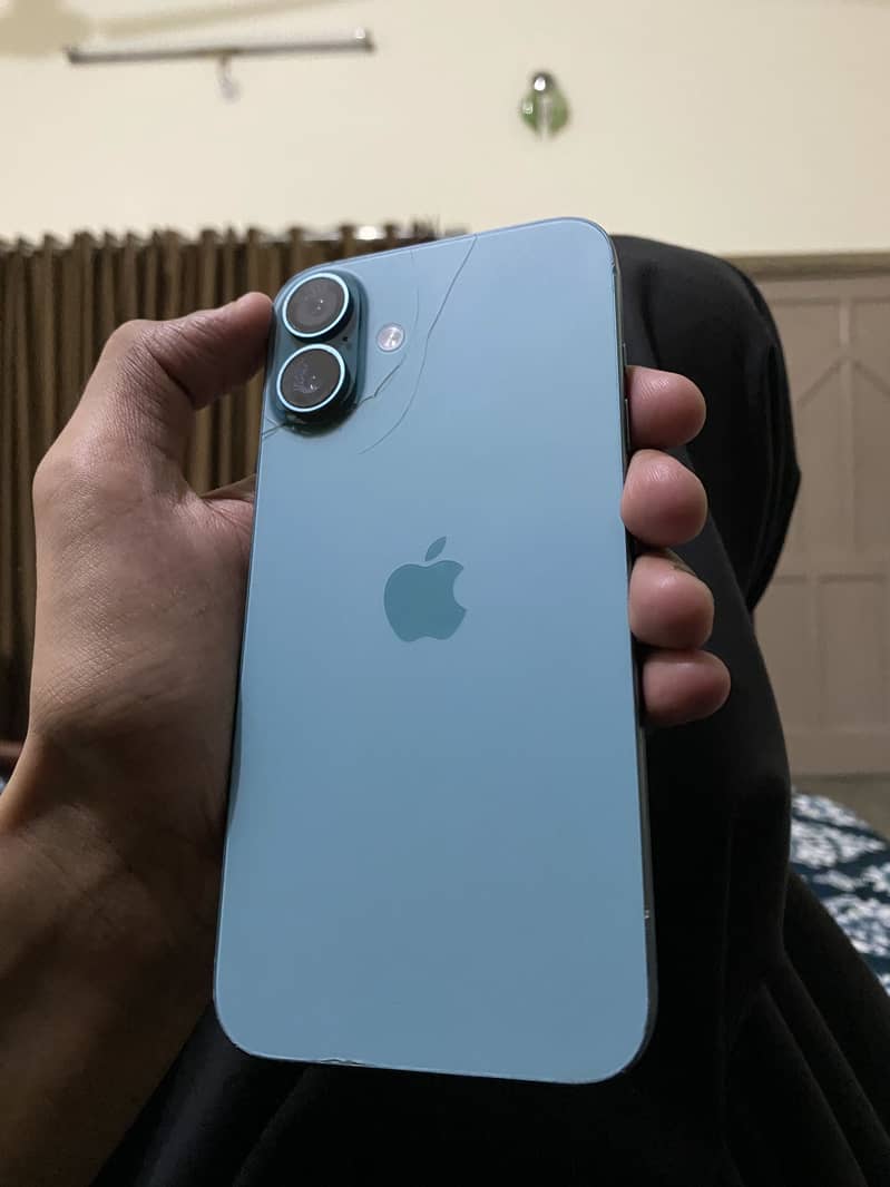 Apple iPhone 16 Plus 1