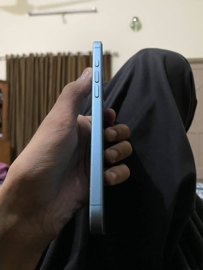 Apple iPhone 16 Plus 5