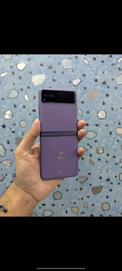 Motorola Razr 40