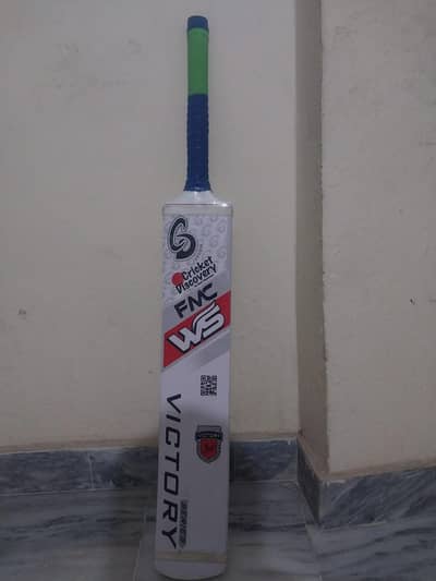 Good bat selling under 3500