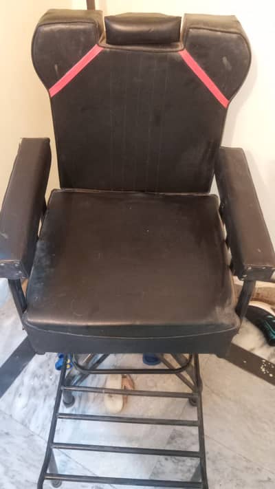 Salon chair for Sale