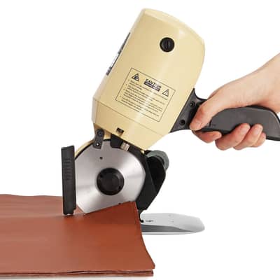 Cloth Cutting Machine