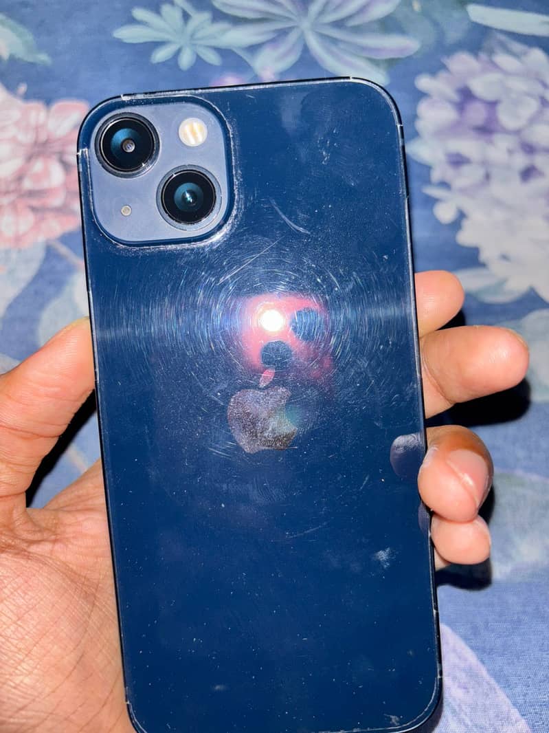 Apple iPhone 13 2