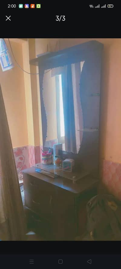 dressing table and divider 15000