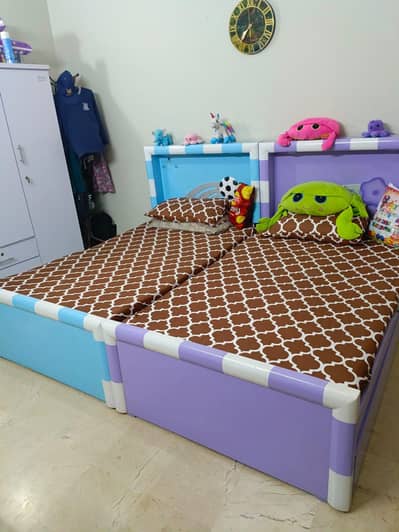 kids bed with mattress