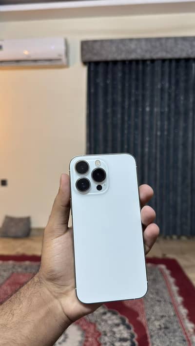 Apple iPhone 13 Pro