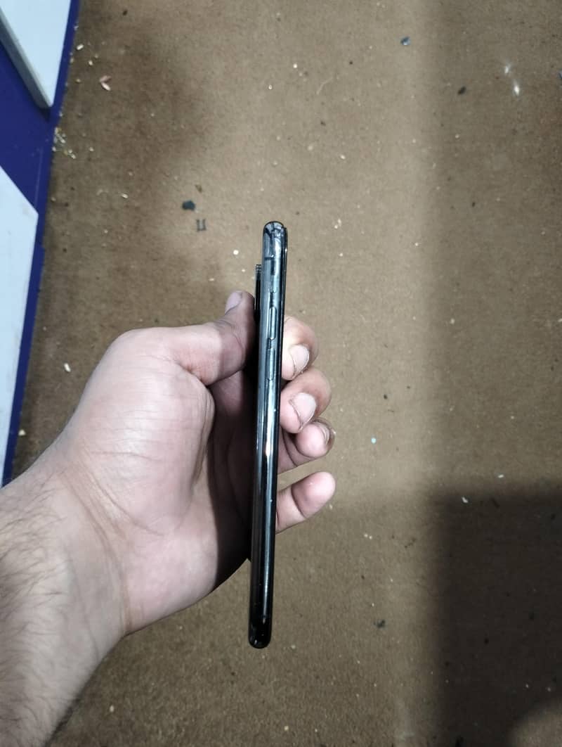 Apple iPhone X 1