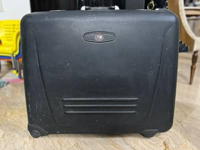 suit case