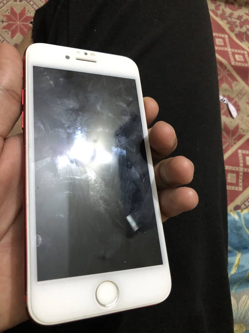 Apple iPhone 7 1