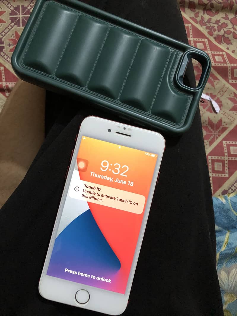 Apple iPhone 7 2