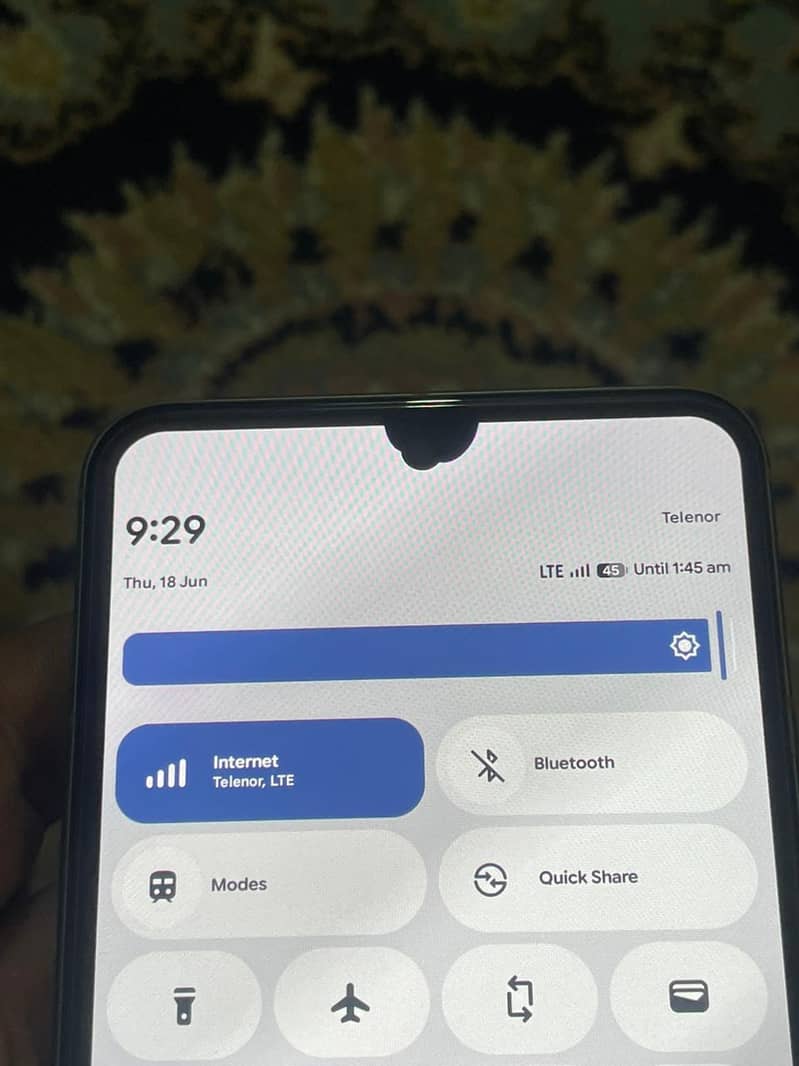 Google Pixel 8 4