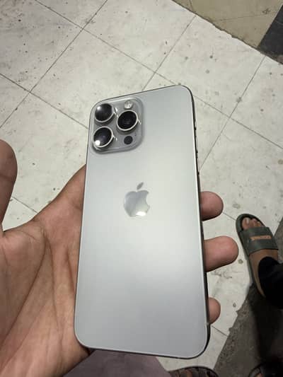 Apple iPhone 15 Pro Max