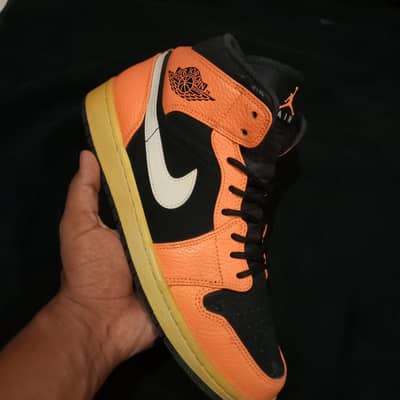 Nike Air Jordan 1 Mid 'Black Cone'