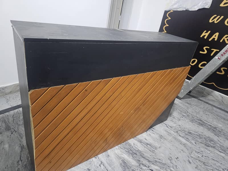 computer end aconter table 2