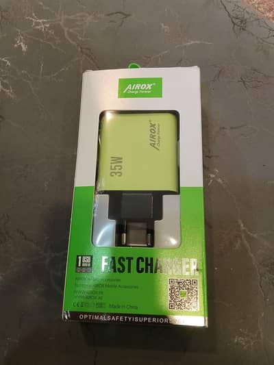 airox 35w Fast Charging Adapter