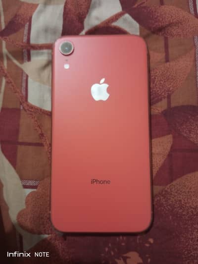 Apple iPhone XR