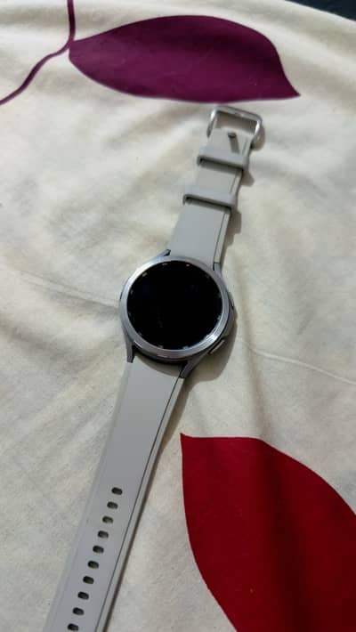 Samsung Galaxy Watch 4 Classic White
