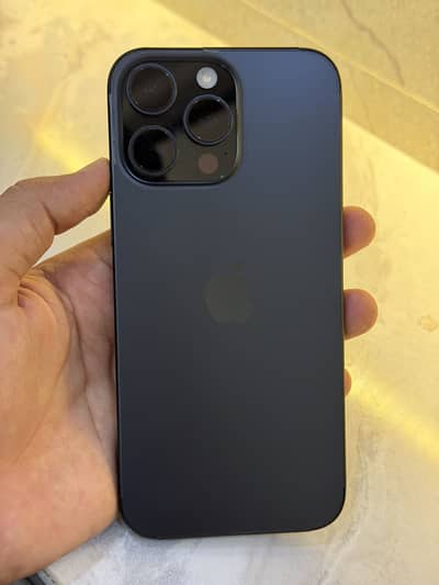 Apple iPhone 16 Pro Max