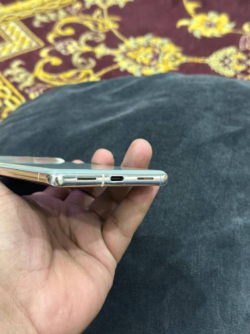 Google Pixel 7 Pro 6