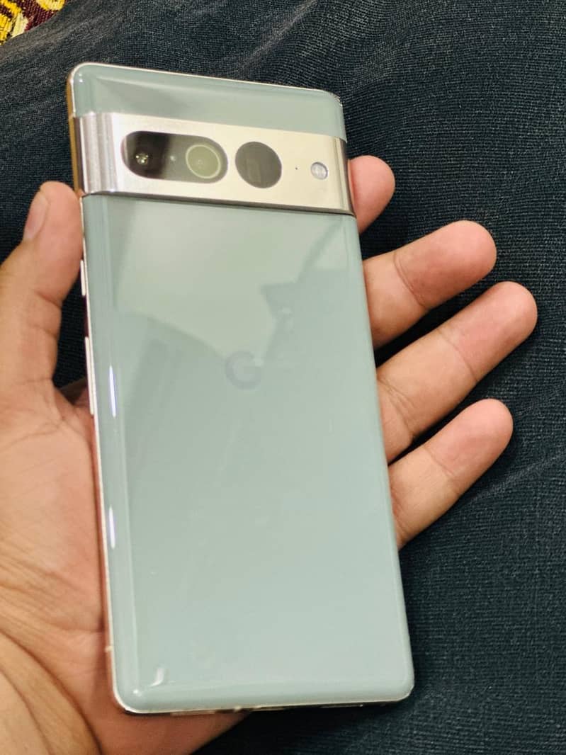 Google Pixel 7 Pro 9