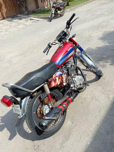 Honda 125 2005 model