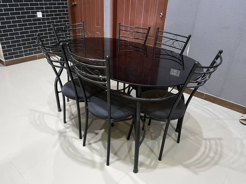6 seater dining table 1