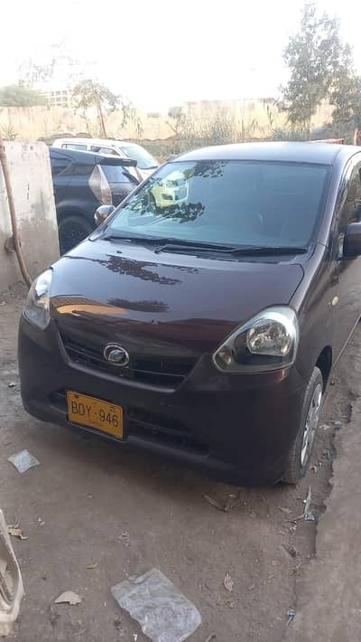 Daihatsu Mira 2012