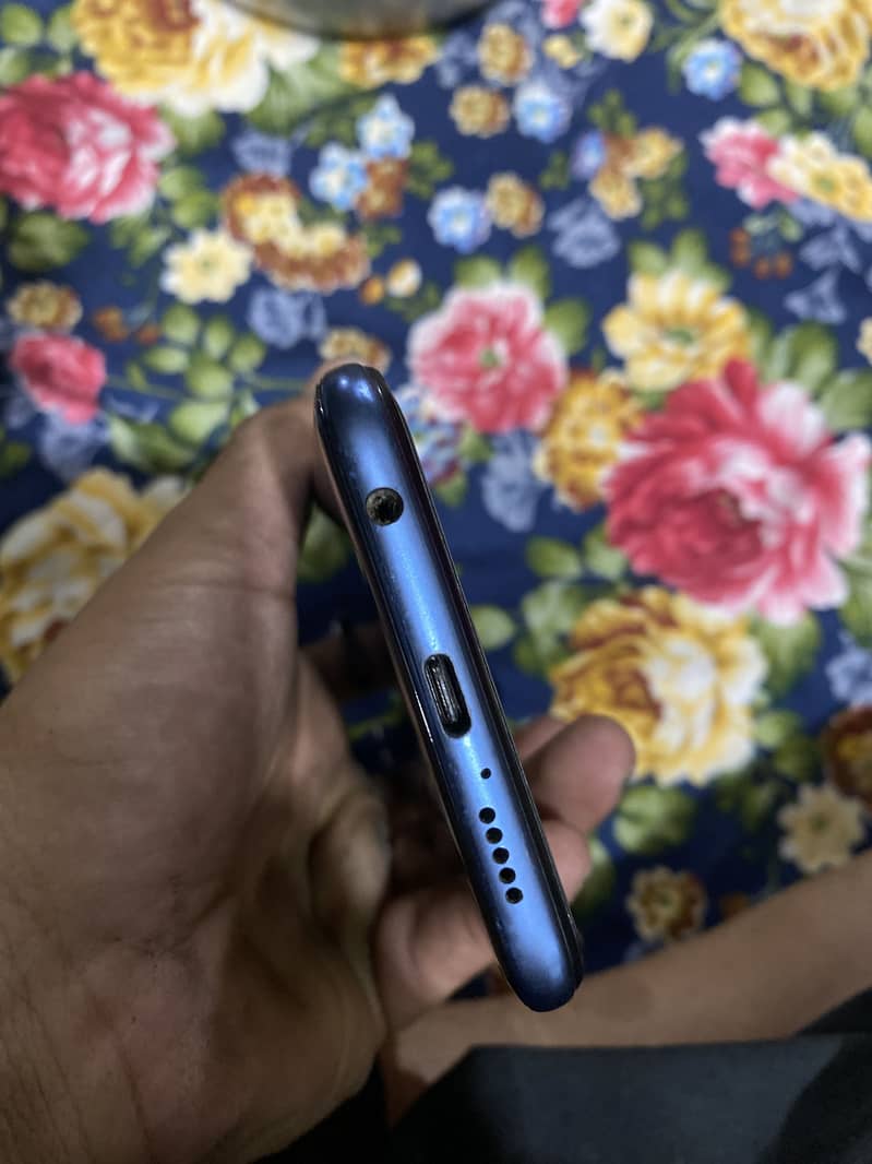 Xiaomi Redmi Note 9S 5