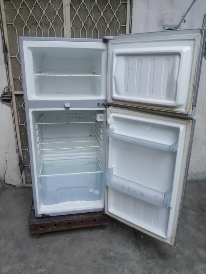 small size fridge 1