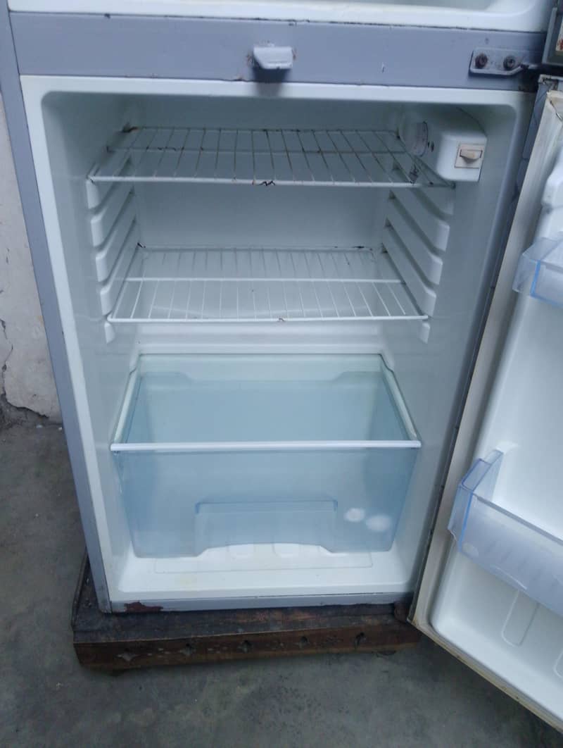small size fridge 3