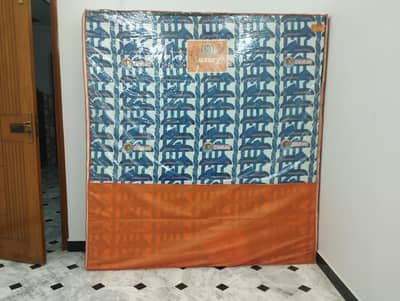 king size dura foam almost new for sale
