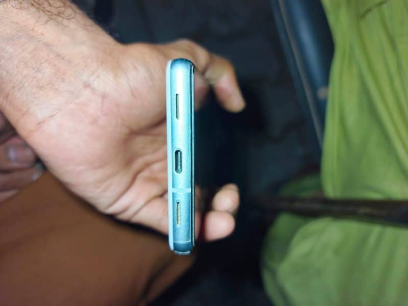 Google Pixel 7a 3