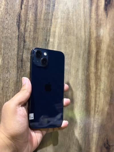 Apple iPhone 13
