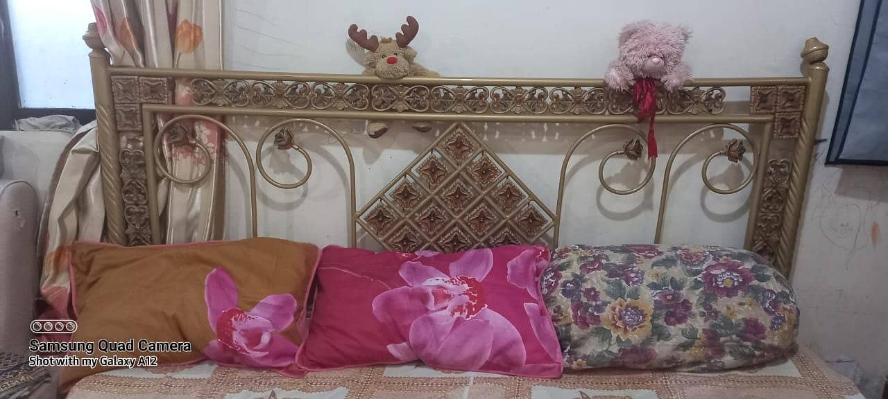 king bed 3