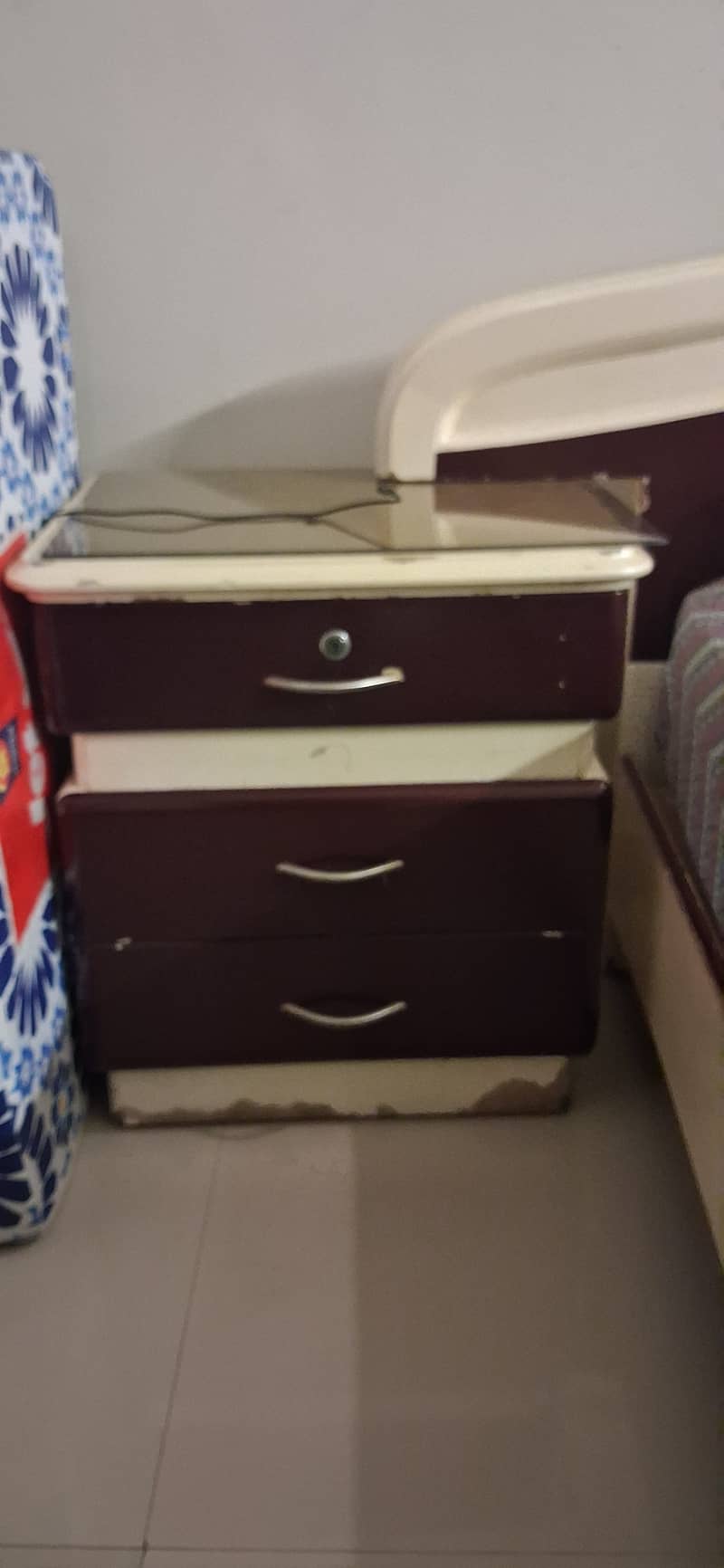 King Size Bed 0