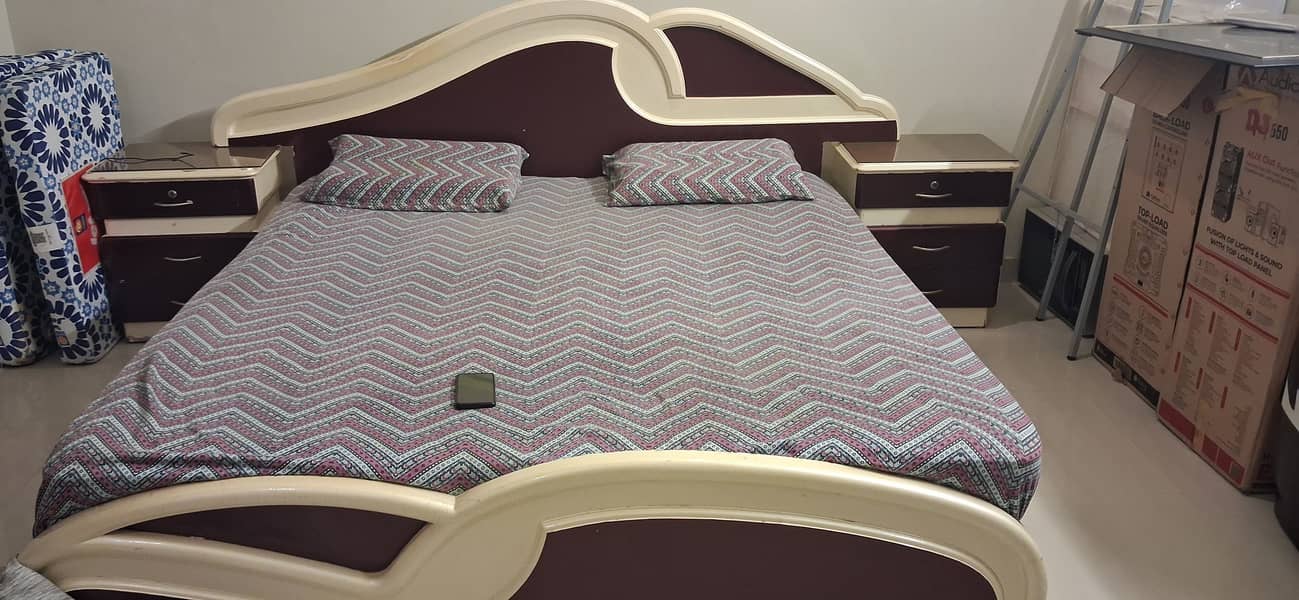 King Size Bed 2