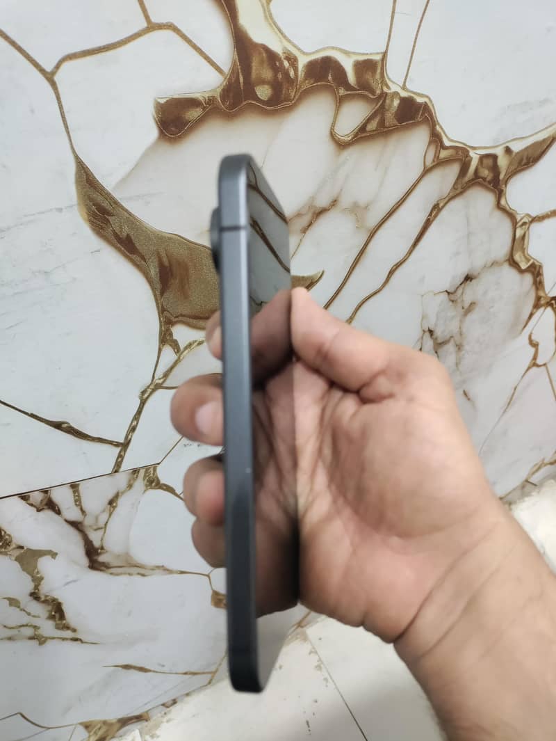 Google Pixel 9 2