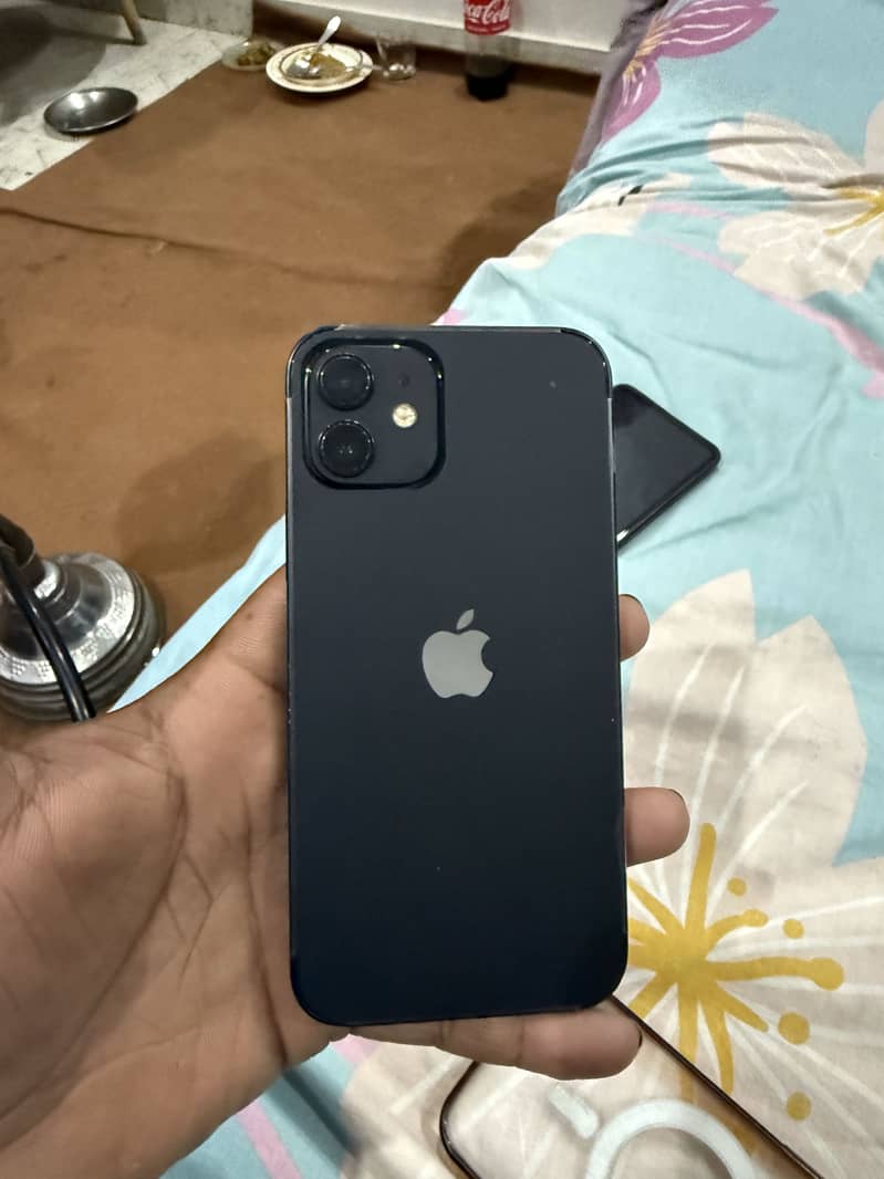Apple iPhone 12 0
