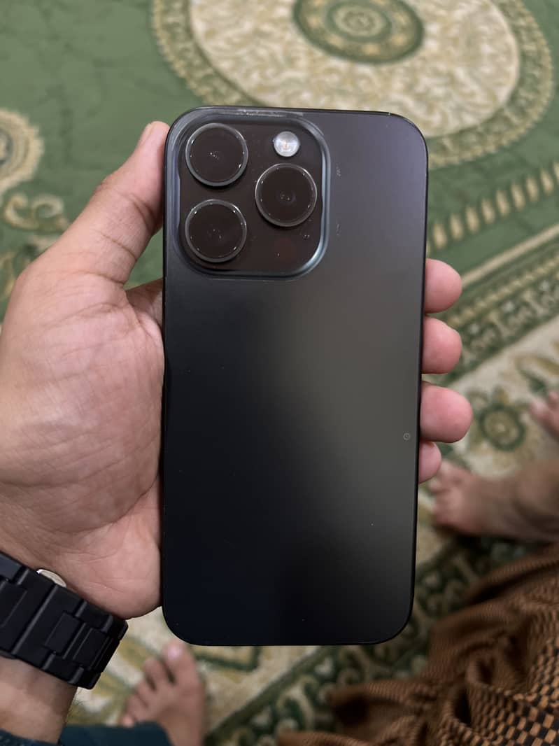 iPhone 15 pro 1