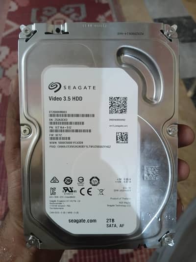 2TB Desktop Hard Disk, Like New