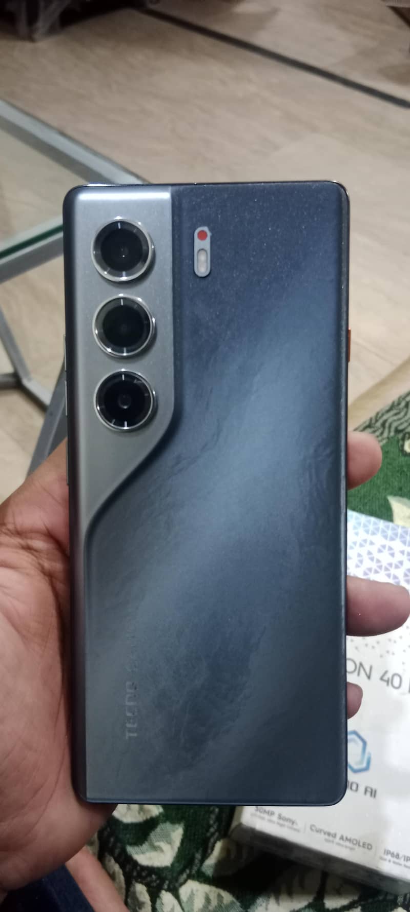 Tecno CAMON 40 Pro 0