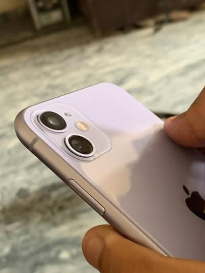 Apple iPhone 11