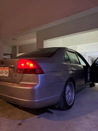 Honda Civic EXi 2001