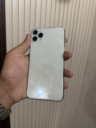 iPhone 11 Pro Max PTA Approved 10/10