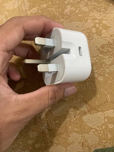 Apple Genuine 20w usb -c poweradapter